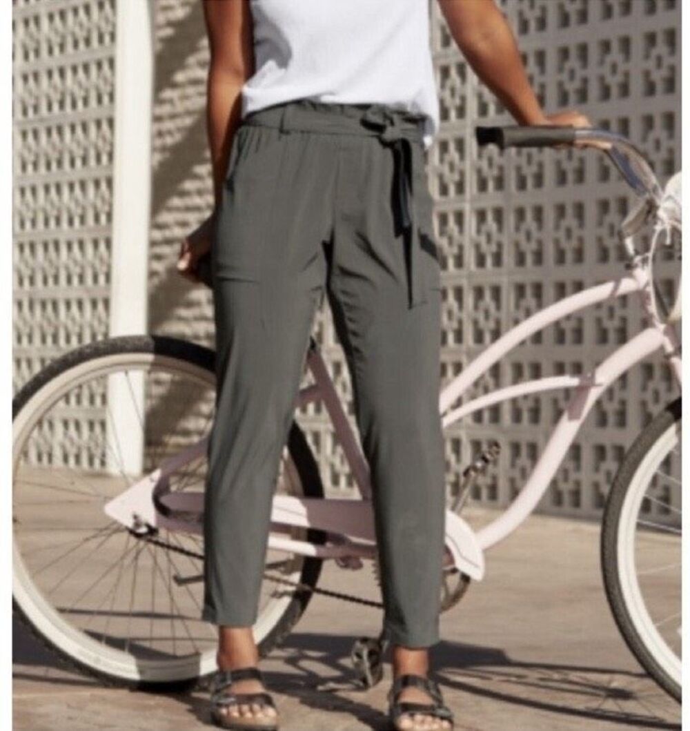 Athleta Skyline Pants Womens Size 2 XS Gray Grey Elastic Waist Stretch Belted